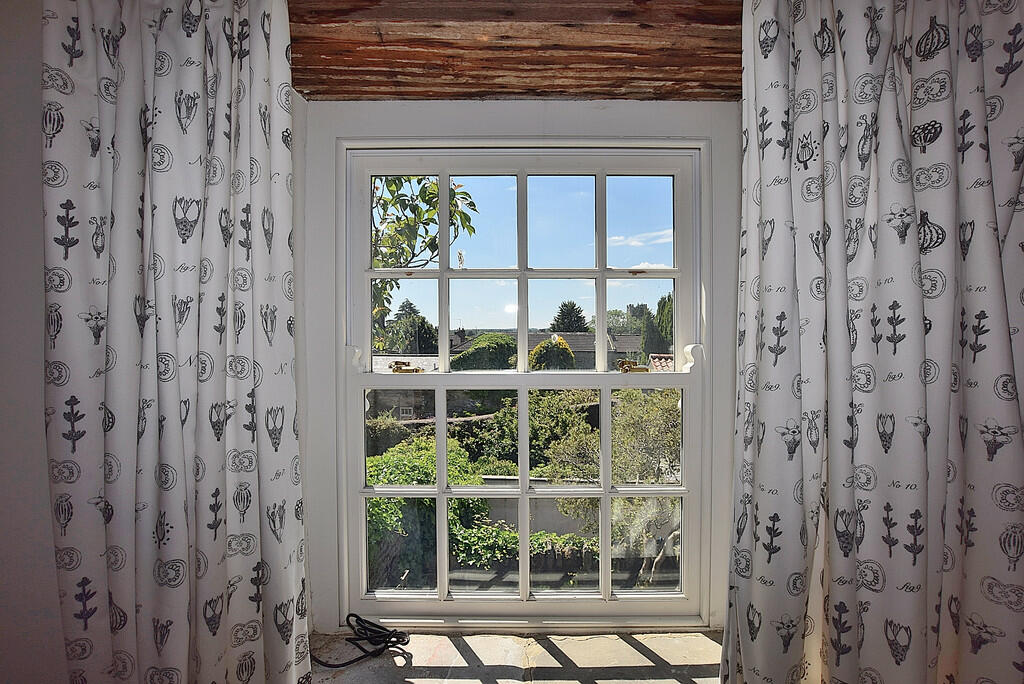 Additional image 9 of Youngs Yard, Richmond