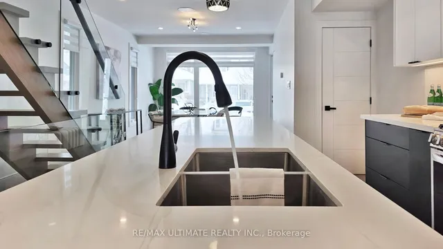 Additional image 17 of 55 King Edward Ave