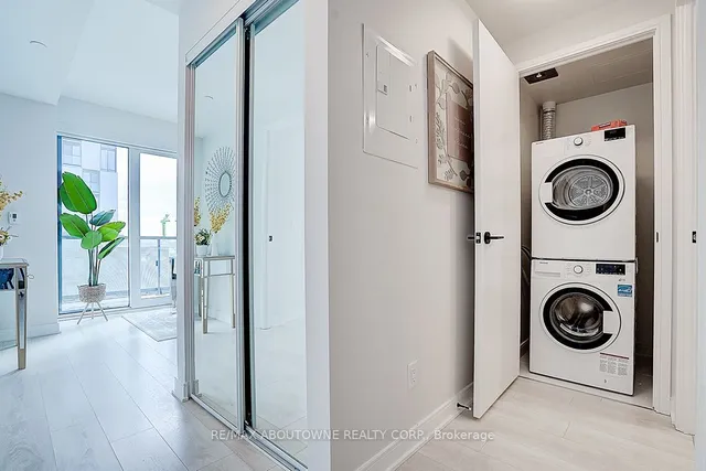 Additional image 8 of 180 Mill St Unit S808