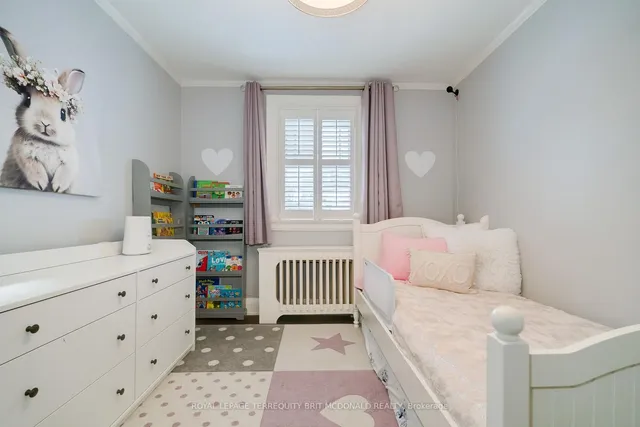 Additional image 28 of 125 Chaplin Cres