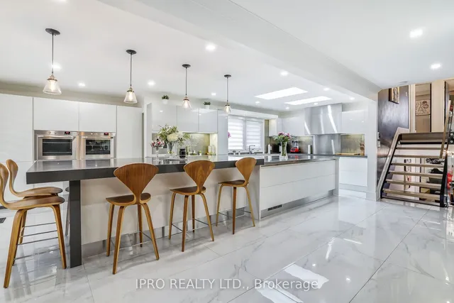 Additional image 9 of 3484 Riverspray Cres