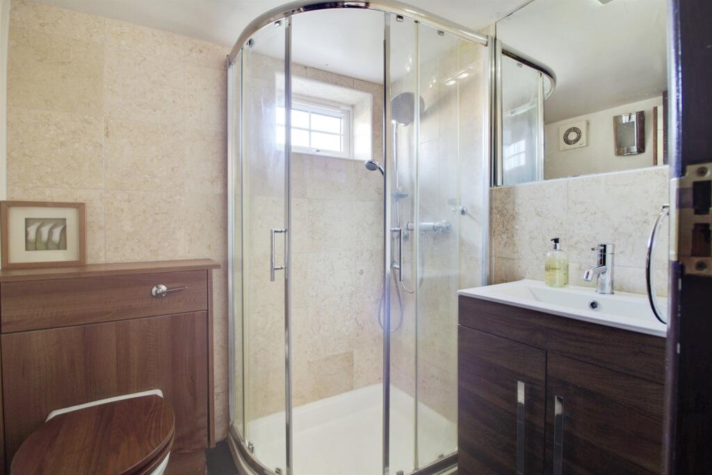 Additional image 16 of Station Road, Digswell, WELWYN