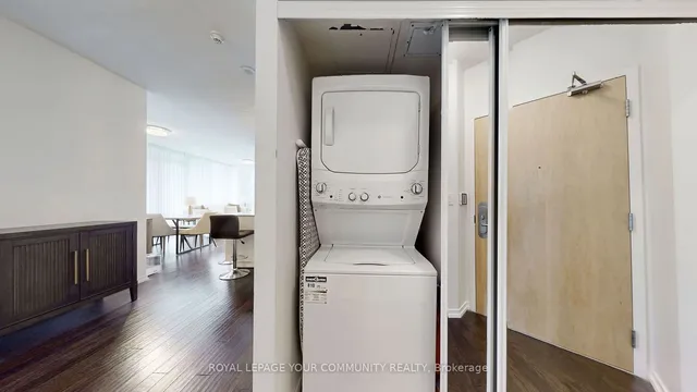 Additional image 25 of 55 Bremner Blvd Unit 3001