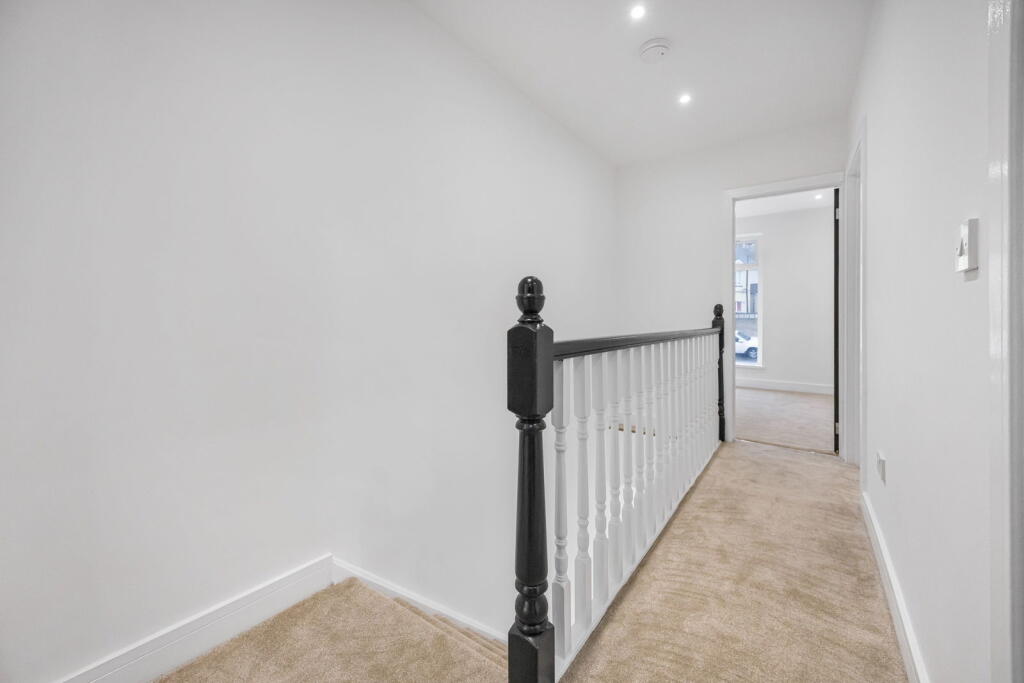 Additional image 12 of Commercial Street, Senghenydd, Caerphilly, CF83 4FZ