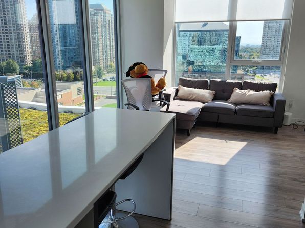 Additional image 4 of 4065 Confederation Pkwy #1008, Mississauga, ON L5B 0G4