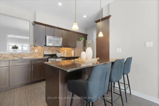 Additional image 13 of 11 Redtail St