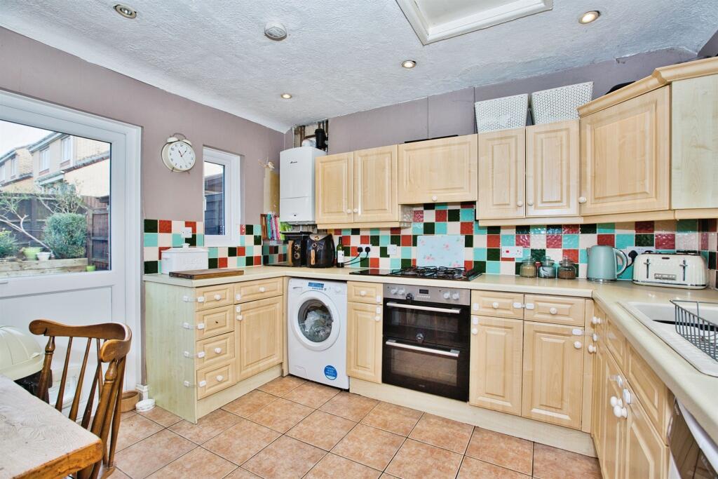 Additional image 5 of Roe Avenue, Houndstone, Yeovil