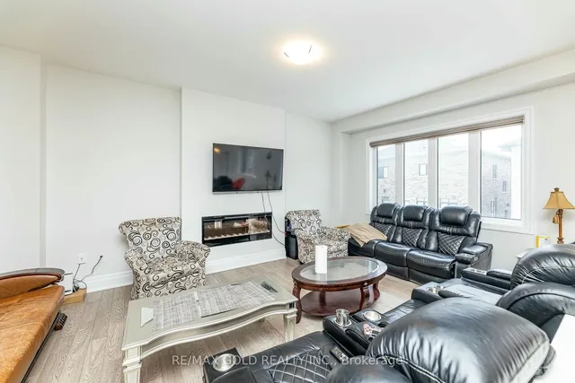 Additional image 13 of 33 Keyworth Cres
