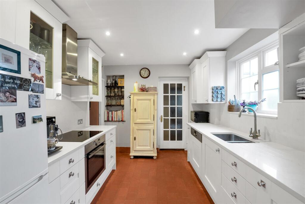 Additional image 13 of Granby Avenue, Harpenden