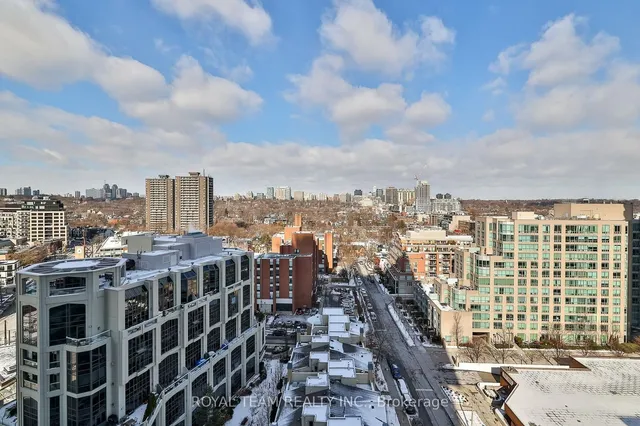 Additional image 28 of 32 Davenport Rd Unit 1403