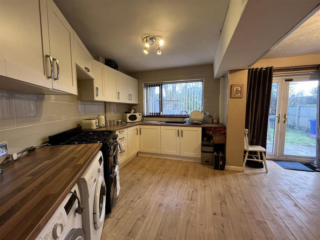 Additional image 6 of Belmont Rise, Low Moor, Bradford