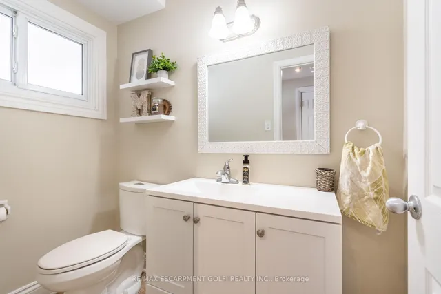 Additional image 22 of 118 Princeton Dr