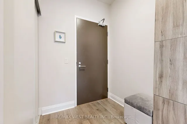 Additional image 5 of 17 Zorra St Unit 905