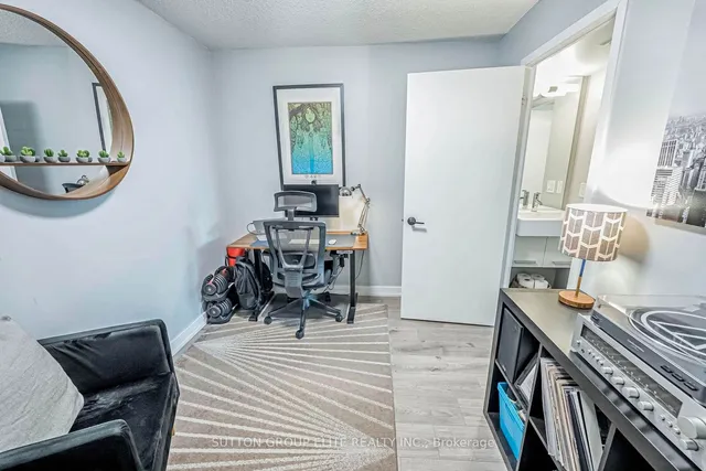 Additional image 32 of 38 Dan Leckie Way Unit 1611