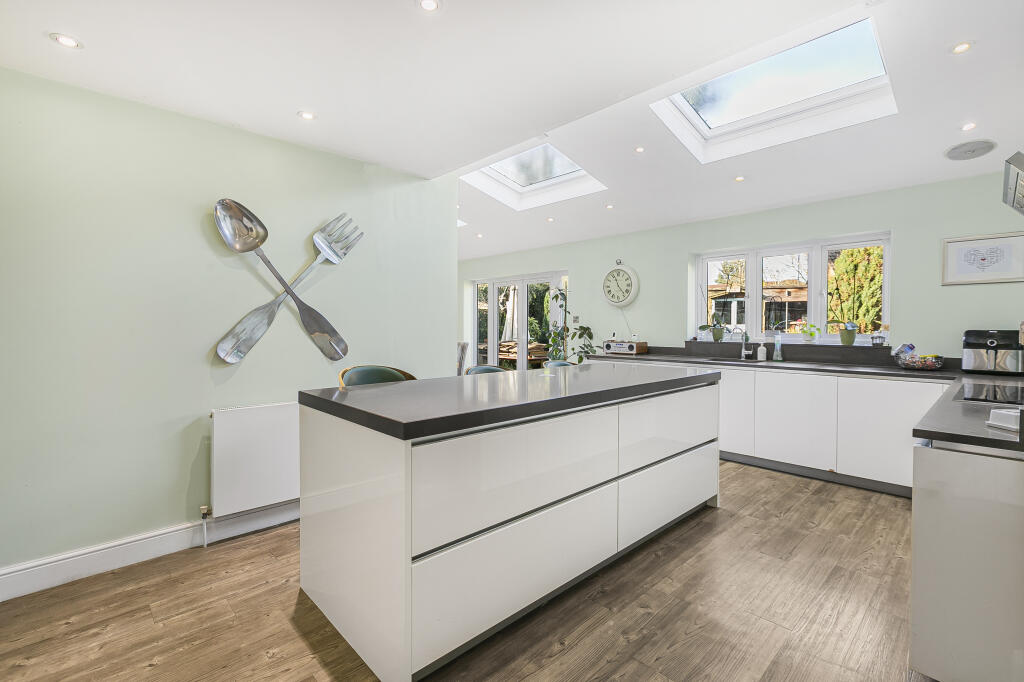 Additional image 9 of Cranwell Close, St. Albans, Hertfordshire, AL4