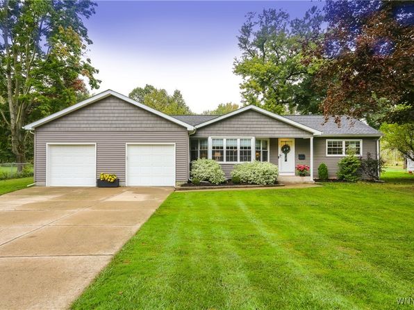 Additional image 2 of 131 Lenora Dr, Hamburg, NY 14075