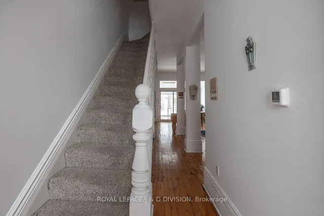 Additional image 4 of 187 Crawford St