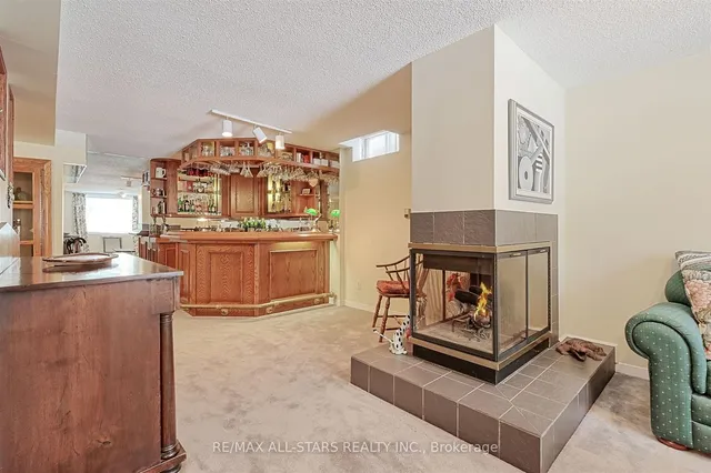 Additional image 34 of 12 Karen Ann Cres