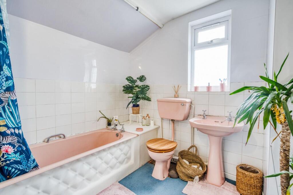 Additional image 19 of Beautiful period home, ideally situated for access to all of Yatton's ameneties