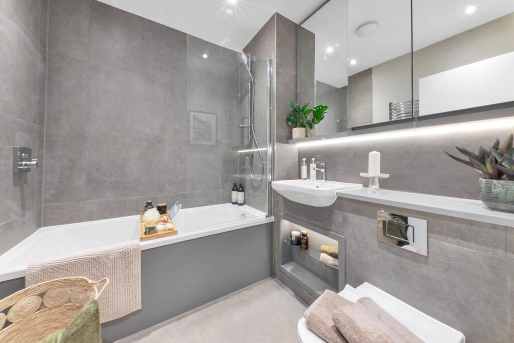 Additional image 9 of Newmarket Road , Cambridge, CB5