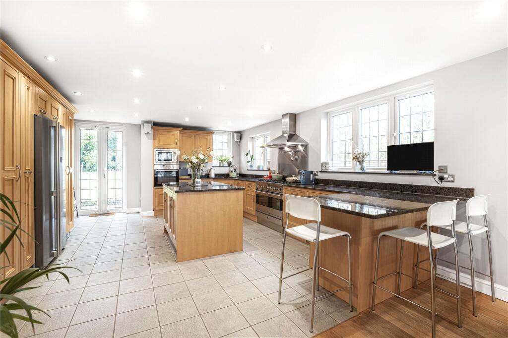 Additional image 7 of Kentish Lane, Brookmans Park, Hertfordshire, AL9