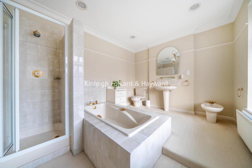 Additional image 15 of Rodway Road, Bromley