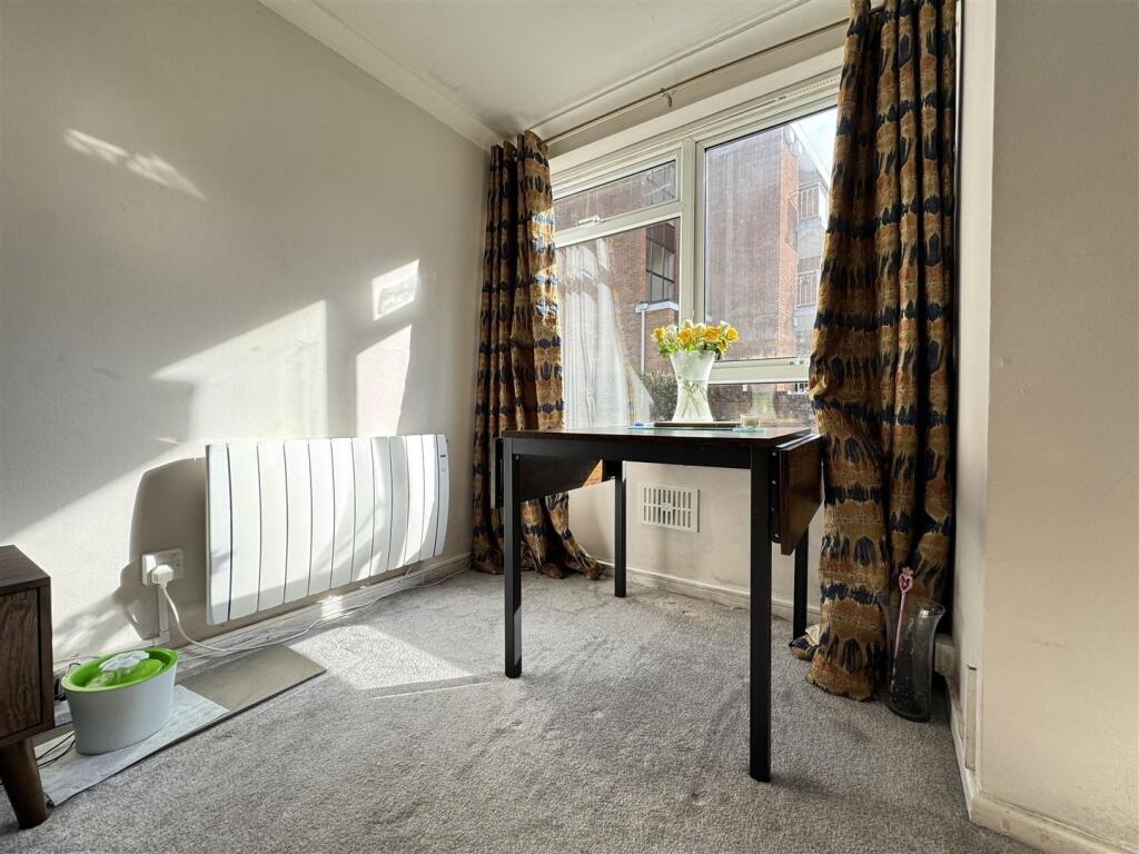 Additional image 4 of Woburn Crescent, Great Barr, Birmingham