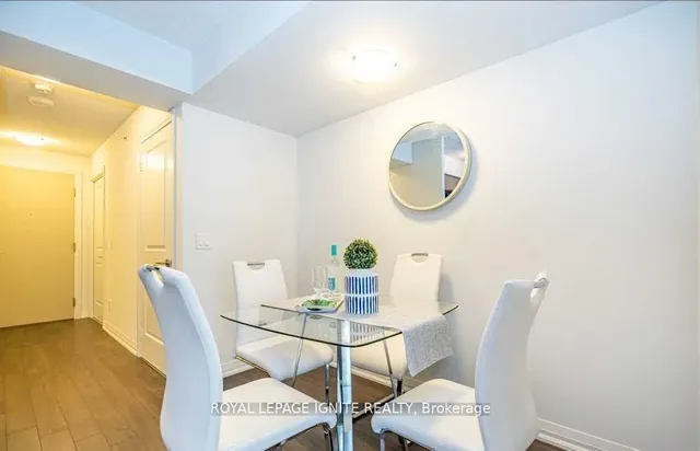 Additional image 5 of 30 Meadowglen Pl Unit #1408