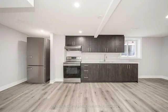 Additional image 40 of 60 Capistro St