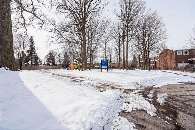Additional image 31 of 54 Ferri Cres
