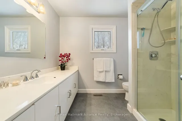 Additional image 24 of 416 Freeman Cres