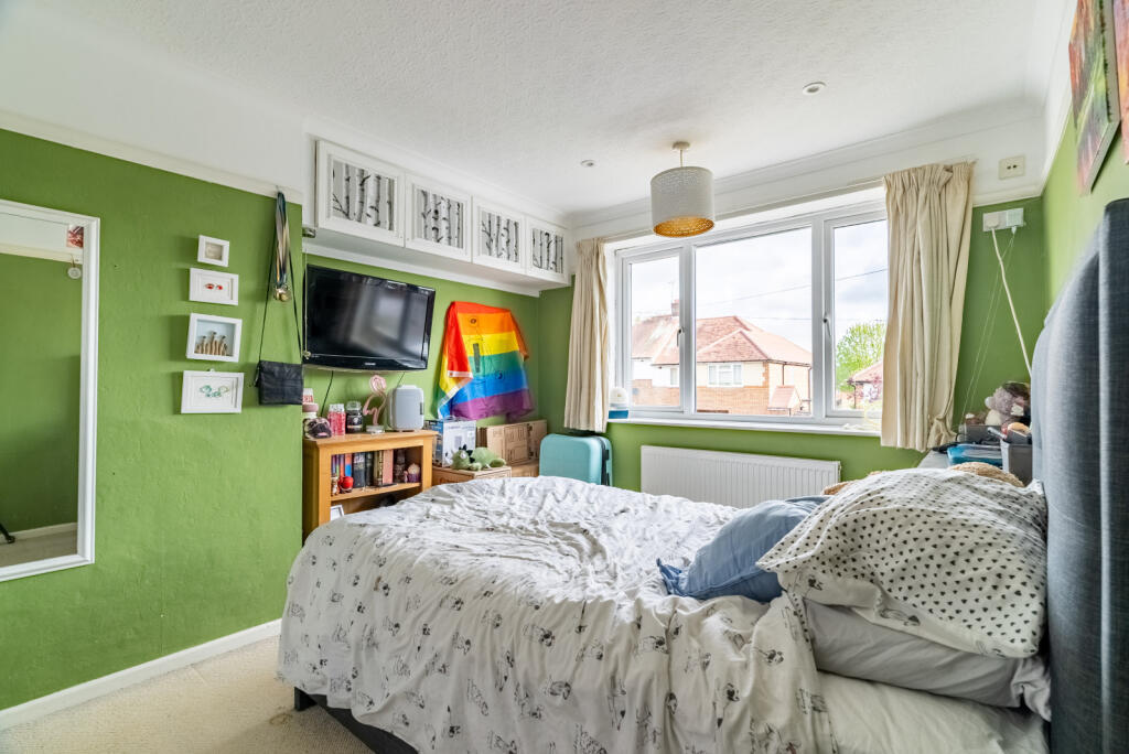 Additional image 8 of Pondfield Crescent, St. Albans, Hertfordshire, AL4