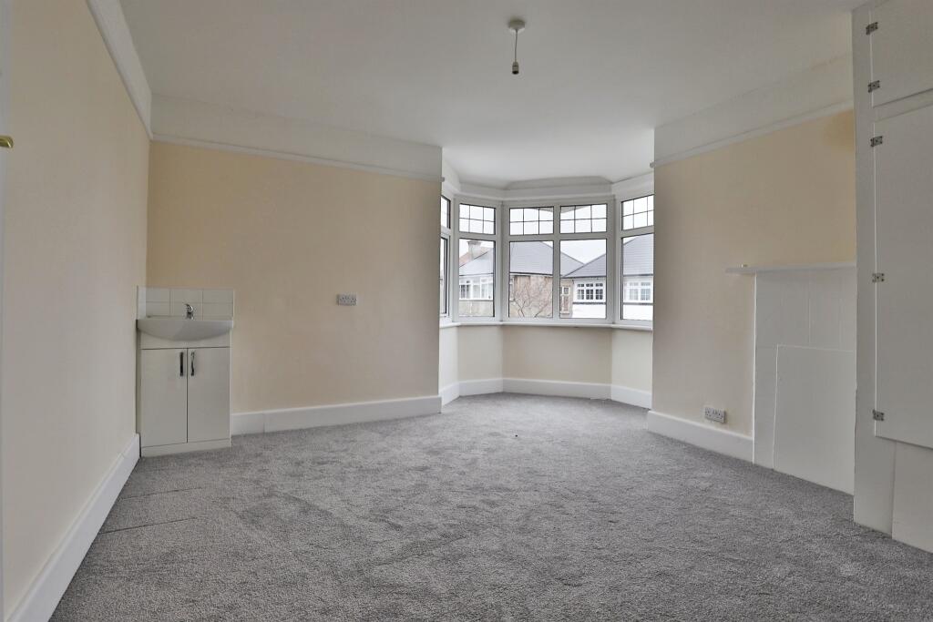 Additional image 5 of Stourcliffe Avenue, BOURNEMOUTH