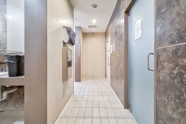 Additional image 40 of 135 Village Green Sq Unit 3422