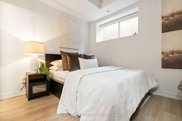 Additional image 21 of 264 Finch Ave Unit 11