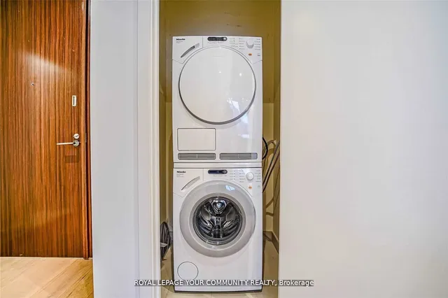 Additional image 21 of 180 University Ave Unit 5207