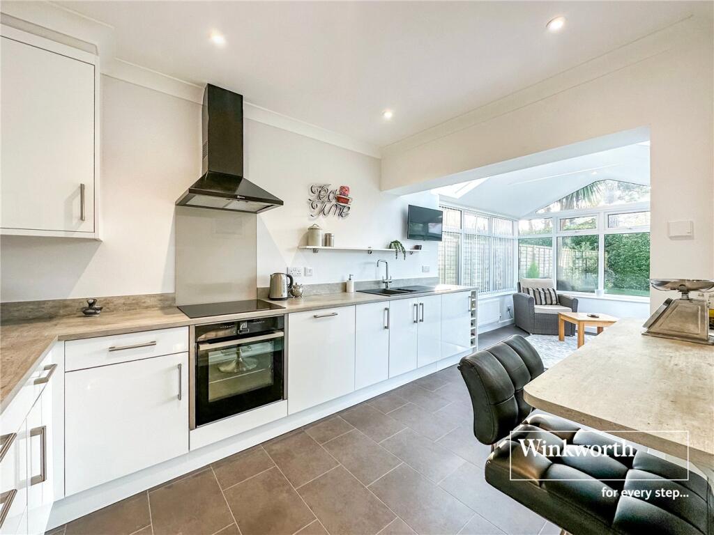 Additional image 23 of Dudsbury Crescent, Ferndown, Dorset, BH22