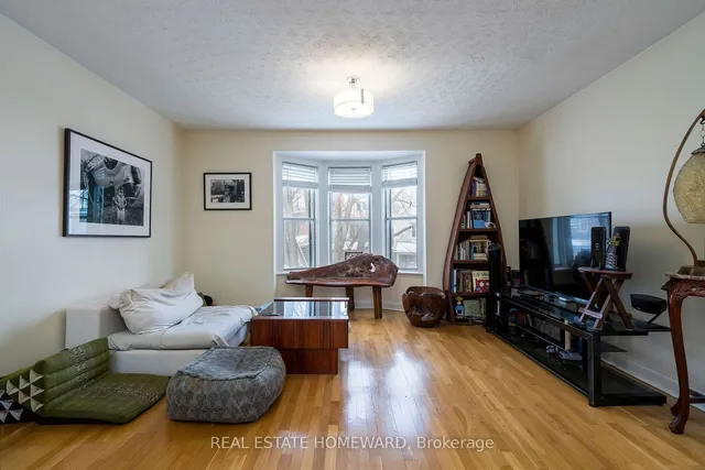 Additional image 28 of 125 Boultbee Ave