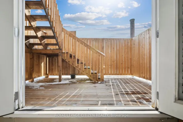 Additional image 30 of 326 Carlaw Ave Unit 201