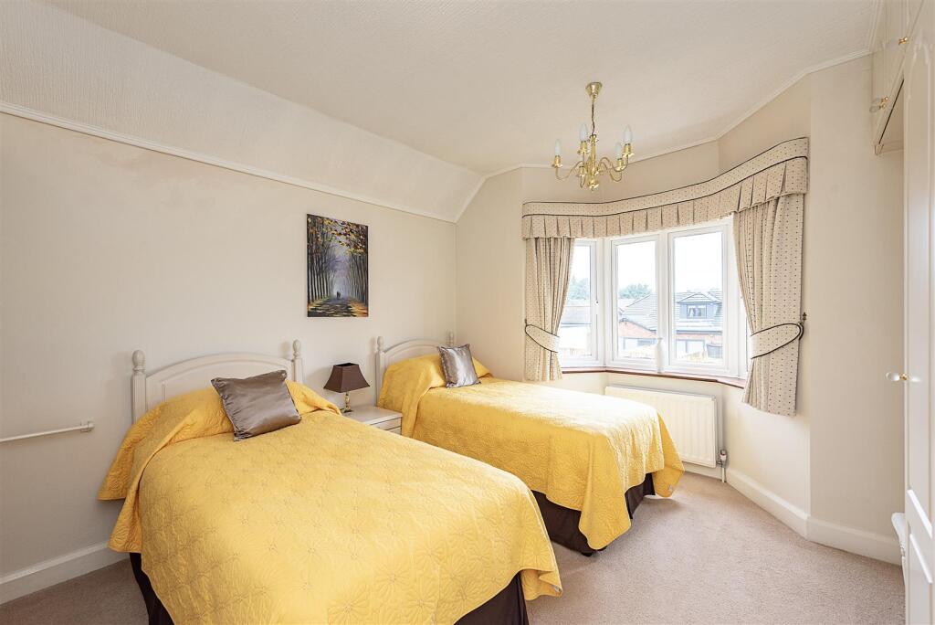 Additional image 9 of The Pleasance, Harpenden