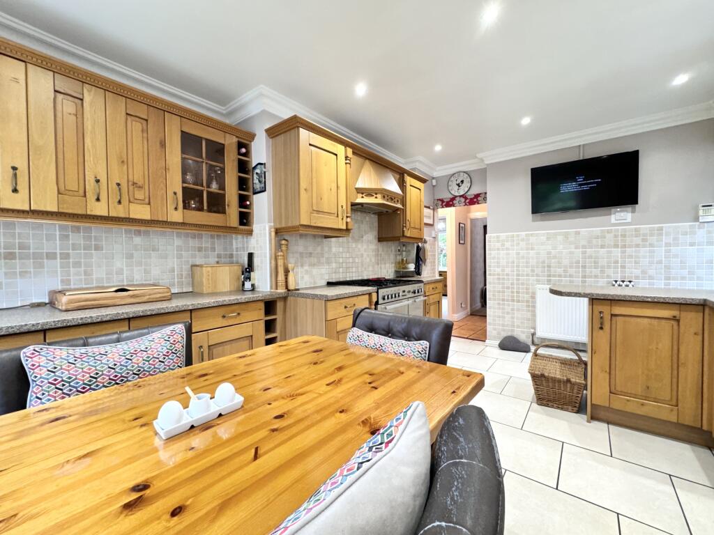 Additional image 10 of Beechwood Bungalow, Llwydcoed, Aberdare