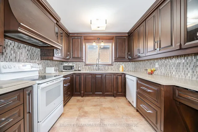 Additional image 14 of 60 Larchmere Ave