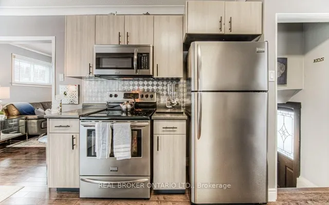 Additional image 20 of 60 Blucher St