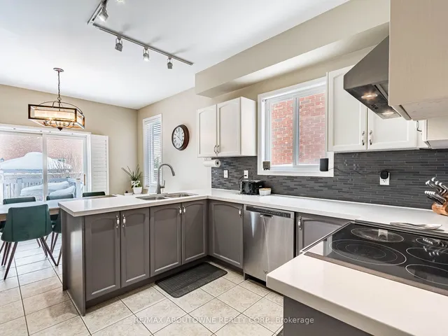 Additional image 14 of 1030 Donnelly St