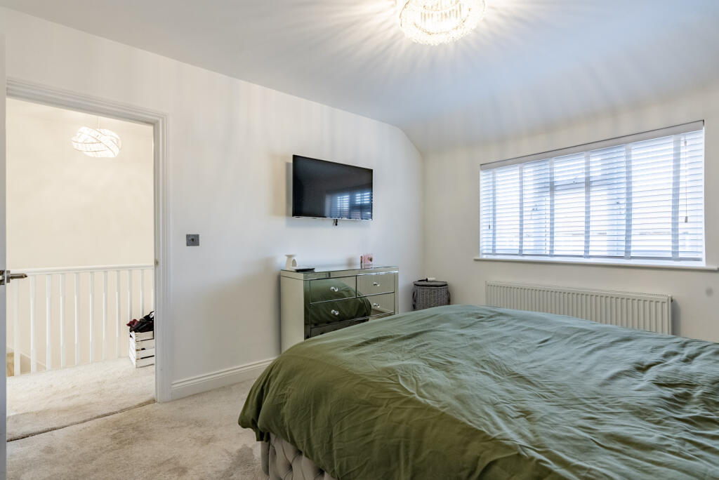 Additional image 12 of Peters Avenue, London Colney, St. Albans, Hertfordshire, AL2