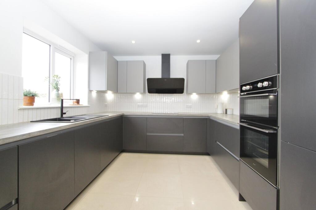 Additional image 14 of Knapp Road, Thornbury, BS35