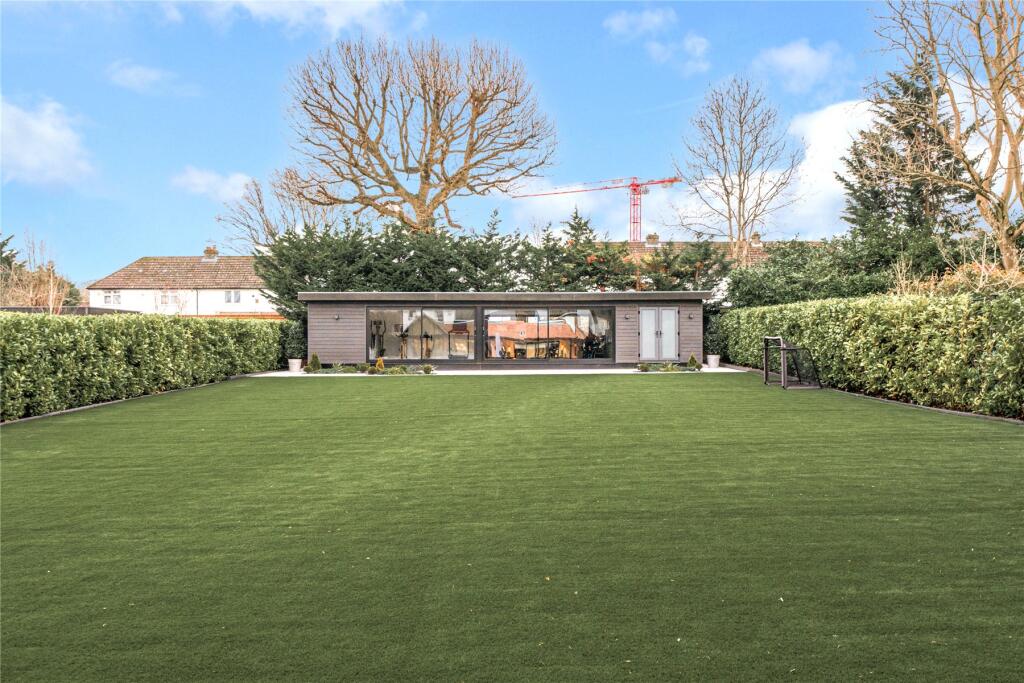 Additional image 44 of Meadow Way, Farnborough Park