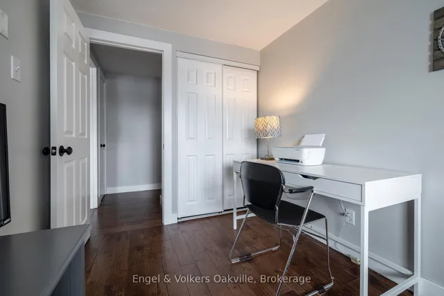 Additional image 21 of 1 Geraldine Crt