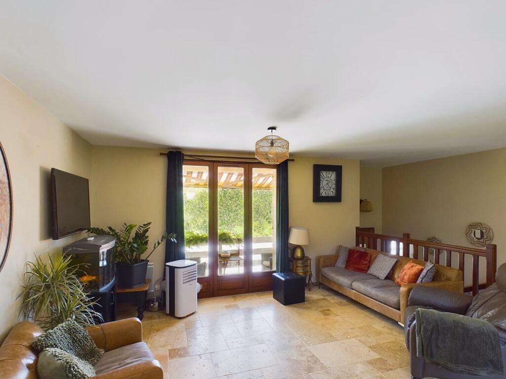 Additional image 2 of Aquitaine, Dordogne, Ribérac, France