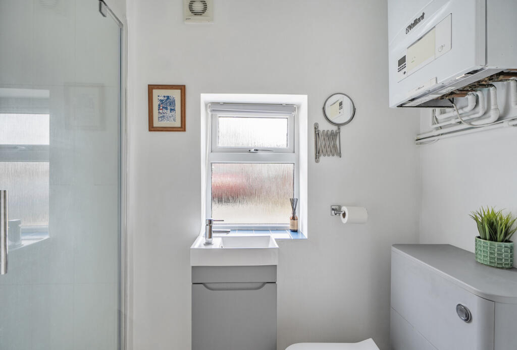 Additional image 11 of Clevedon Road, Midsomer Norton, Radstock, Somerset, BA3